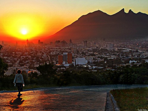 sky color mexico ciudad amanecer cielo montaña monterrey cerrodelasilla orcoo montantildea ordontildeez
