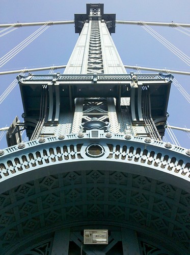 Manhattan Bridge tower