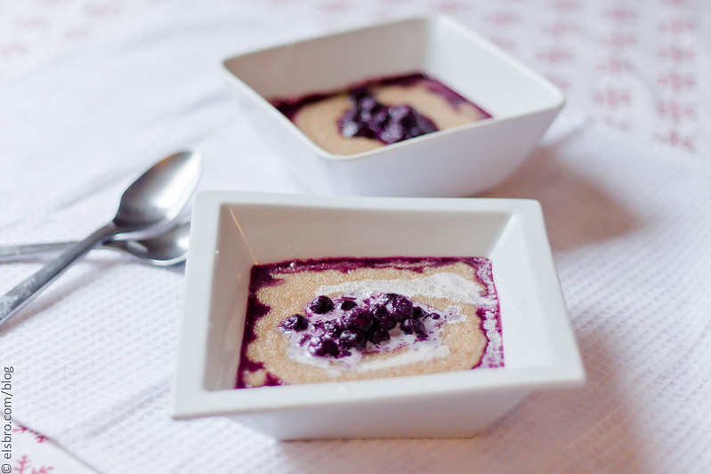 Amaranth Porridge with Blueberry Sauce