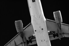 White plane - Photo of Mérignac