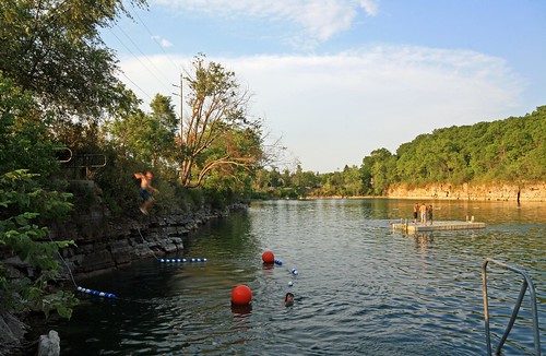 cliff ontario pool swimming jumping hole outdoor limestone raft quarry stmarys