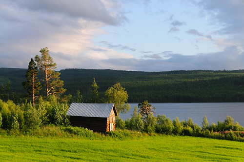 sunset lake sweden hut magichour
