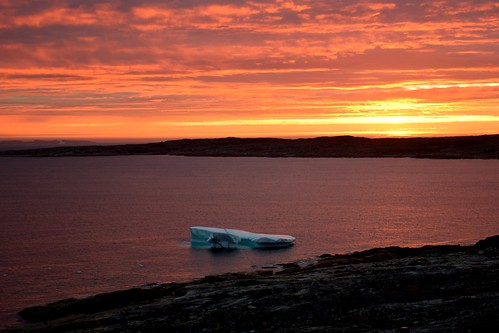 ice sunrise newfoundland iceberg fogoisland