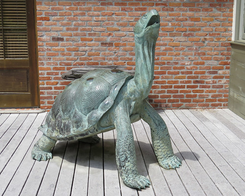 road trip sculpture art bronze louisiana atchafalaya turtle center stop rest welcome phtographs