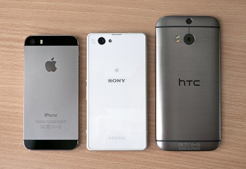 HTC One (M8) vs Sony Xperia Z1 Compact vs iPhone 5S