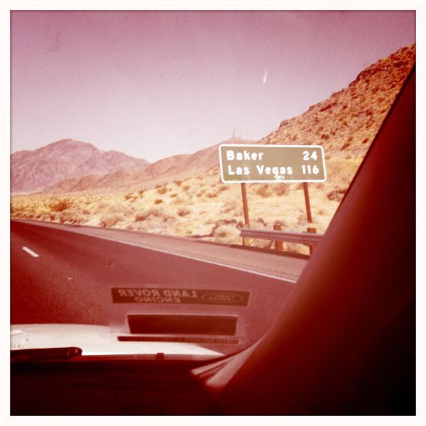 road to vegas from LA-desert 1