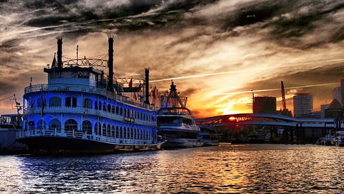 sunset port wasser sonnenuntergang harbour hamburg blau hafen landungsbrücken elbe schaufelrad
