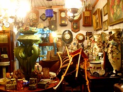 Otra Desordenada casa de antigüedades en Barrio italia. | Flickr ...