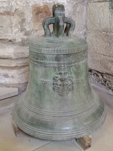 Seton Collegiate Church bell