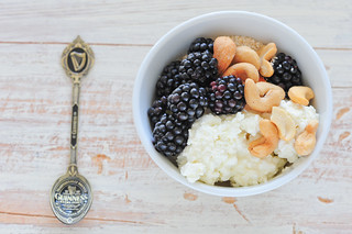 10. cottage cheese with blackberries & cashews