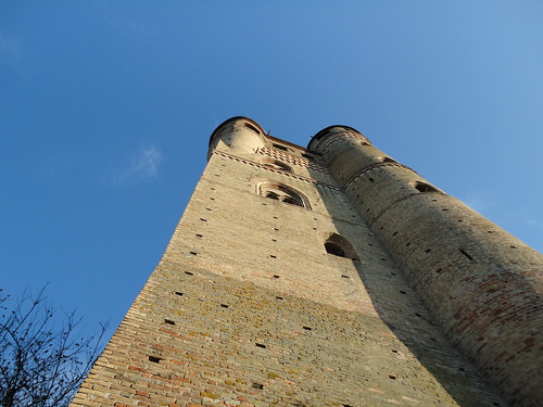 italy castle castello 2012 serralunga ilpiemonte