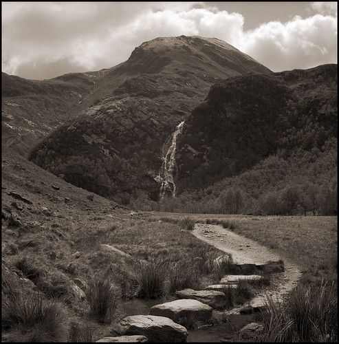 blackandwhite bw film analog rolleiflex scotland waterfall highlands kodak path rodinal tmax100 tmx glennevis 28e steallfalls
