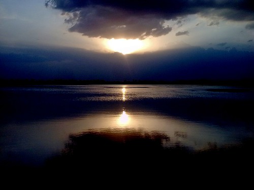 sunset cloud sun india lake reflection nature water beautiful dark dusk calm indianlake sukhnalake chnadigarh
