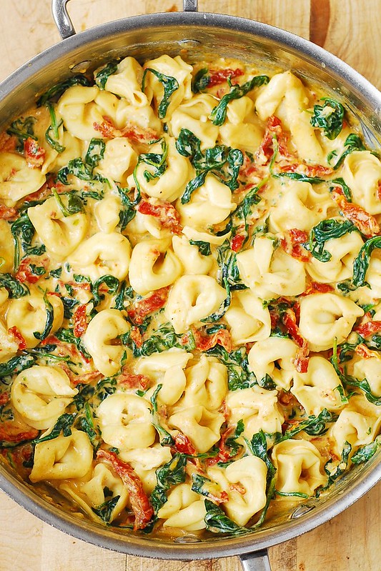 tortellini recipes, how to cook tortellini, sun-dried tomato recipes, spinach pasta, sun-dried tomato pasta recipe