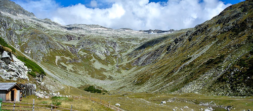 sky mountains nature clouds fence landscape austria österreich cabin natur hütte himmel wolken malta kärnten berge kati zaun landschaft range katharina gebirge hochalmstrase brandstatt nikon1v1 kölnbreinspeichersee