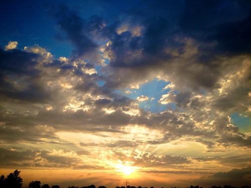 sunset sun clouds feld himmel wolken wagenfeld sonne vignette iphoneography iphoneonly iphone4s