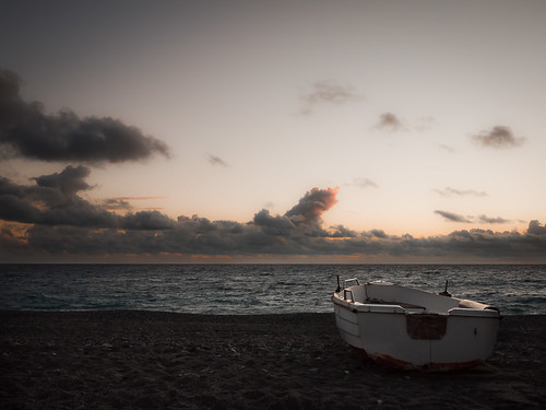 sunset sea beach boat barca mare horizon calabria spiaggia orizzonte amantea