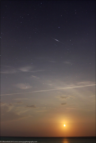 sky moon beach night stars 4th july bermuda 2012 elbowbeach