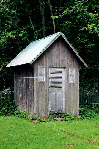 gotland outhouse lau utedass skithus smissgård