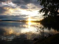 Sol de medianoche, en Rovaniemi (Finlandia)