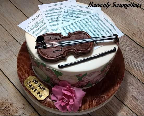Violin Cake by Iwona Gembala-Sobejko of Heavenly Scrumptious