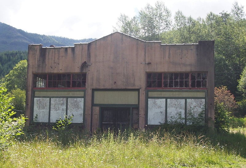 Abandoned Building at Carlston