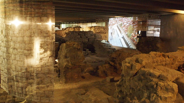 Paris Crypte Archeologique