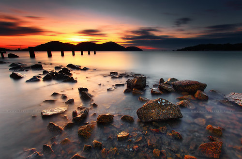 marinaisland lumut pangkor perak perakstate ocean beach view scenic serenity evening sunset leefilters malaysia fakruljamil dusk dreamy dreamywater outdoor no human beautifulplace stone island pulau