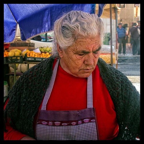 portugal market candid caldasdarainha janherremans costadoprata