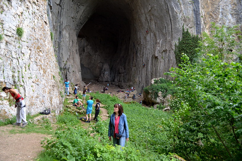 "Prohodna" cave - Bulgaria