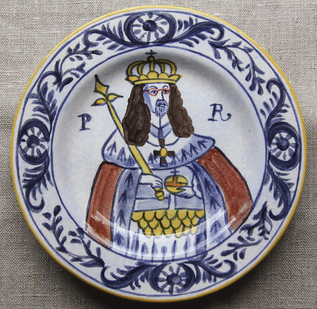 Mock-delft  hand-painted 16cm plate