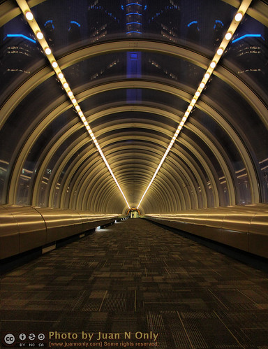 building geometric architecture night vanishingpoint arch michigan detroit deception may tunnel indoor symmetry photowalk curve rencen renaissancecenter gmheadquarters cameraclub leadinglines millendercenter 2013 criticismwelcome exposuredetroit juannonly expdet050213