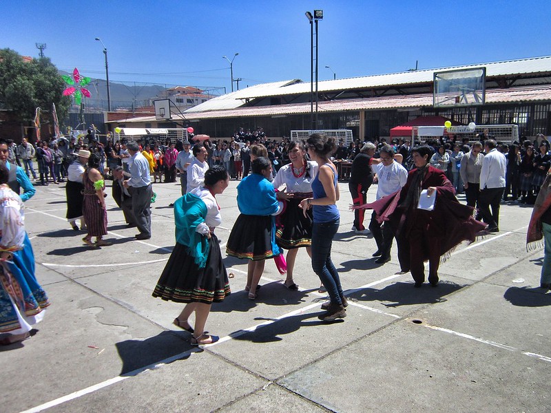Fiesta patronales dancing