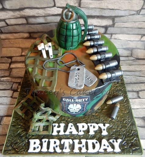 Call of Duty Themed Cake by Tracey Shaw