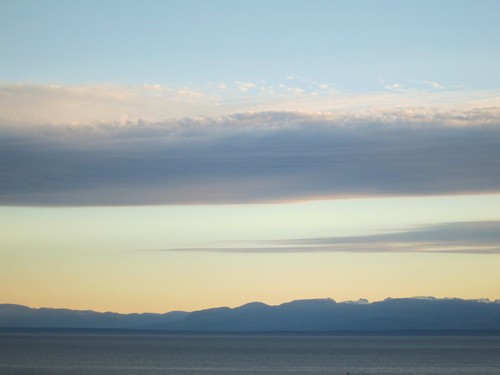 ocean sunset sea sky mountains lines weather clouds evening twilight view dusk stripes horizon vancouverisland layers thick levels wispy savaryisland weatherphotography