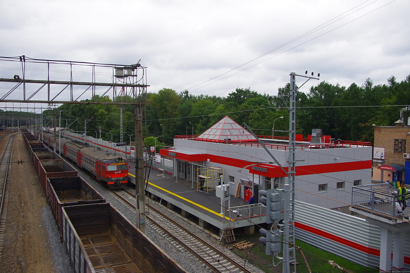 Solncevo station, new platform opened in 2013.