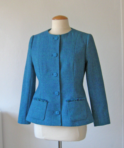 SunnyGal Studio Sewing: Final version: V7975 wool jacket with Avoca  handwoven fabric from Ireland