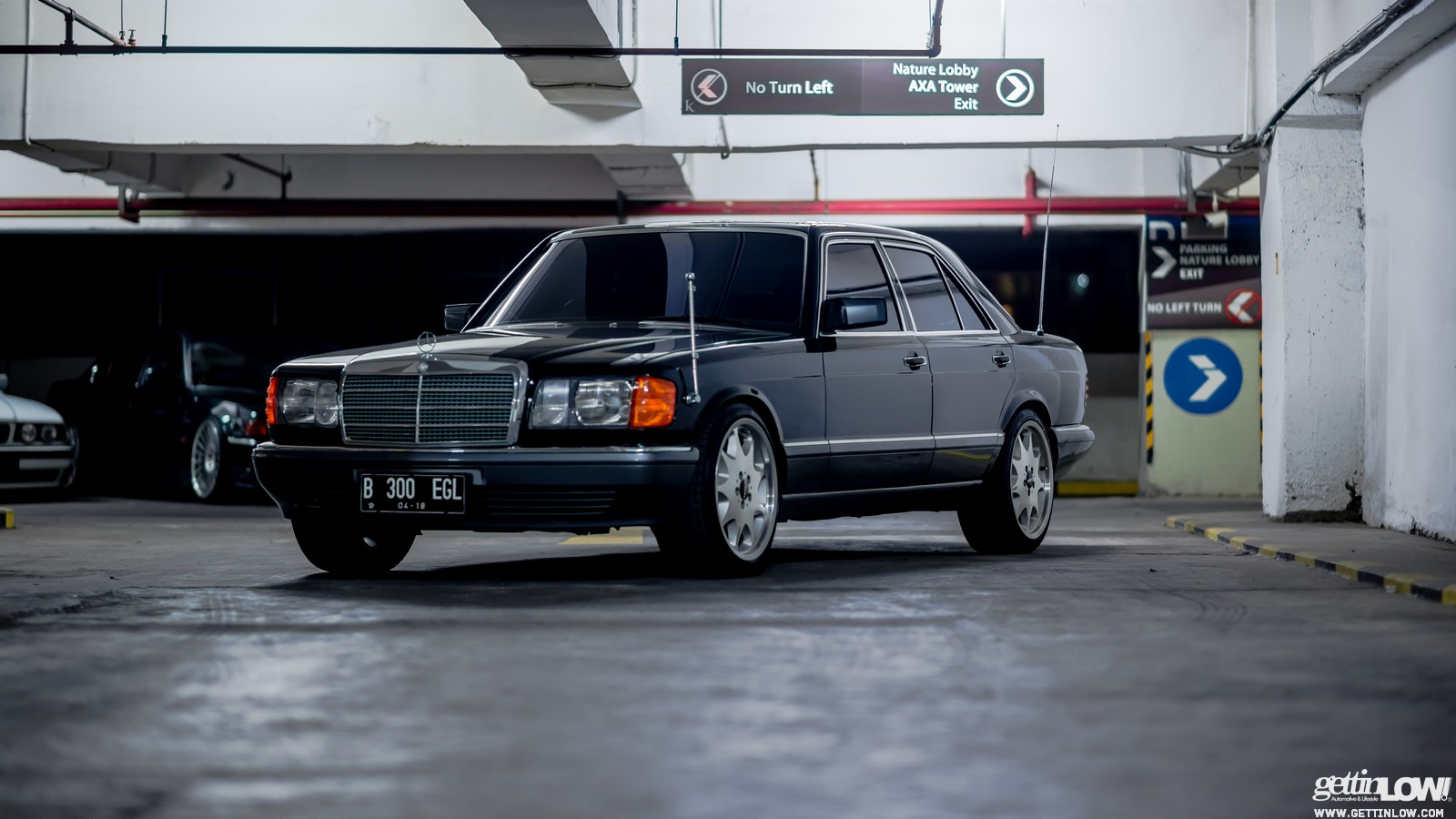 GETTINLOW Indra Sukarno Mercedes Benz W126 1990