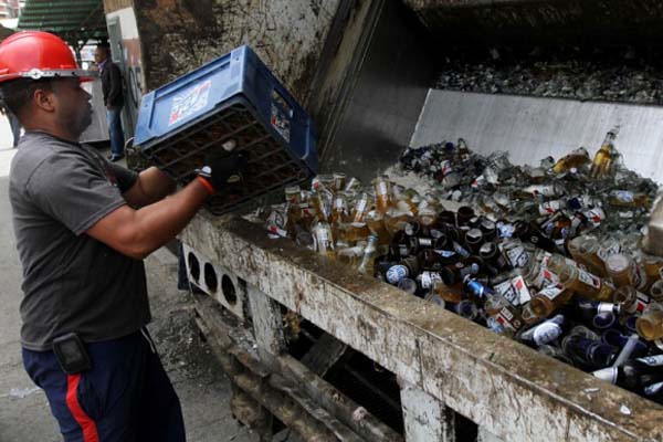 Destruyen más de 4 mil cajas de cerveza