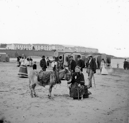 ireland sea woman men beach animal female strand children seaside sand clare donkeys hats donkey shore barefoot umbrellas westend munster parasols stereoscope bonnets creel marineparade charlottebronte kilkee bunions currachs johnlawrence bathingmachines westendhotel nationallibraryofireland stereopairs lawrencecollection cliftonterrace shawlies stereoscopiccollection limerickbybeachcomber stereographicnegatives jamessimonton frederickhollandmares desperatebunions