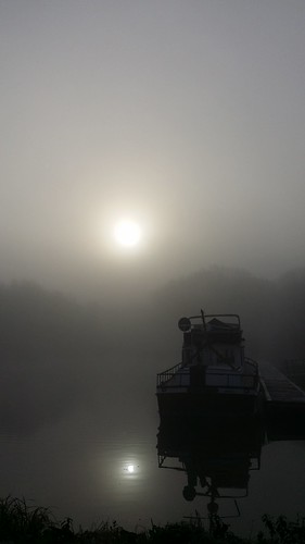 sun nature fog sunrise boat harbour flickrandroidapp:filter=none postelterheyde