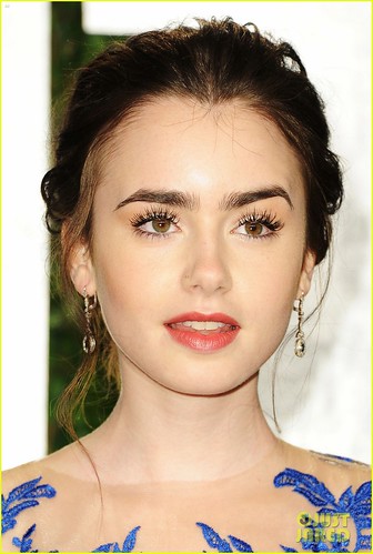 lily collins eyebrows