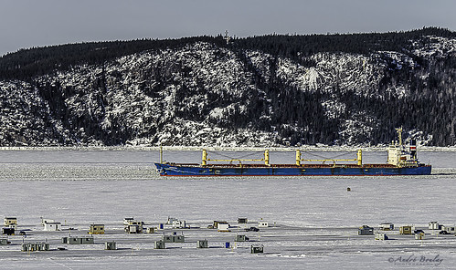 snow ice boat village peche icefishing