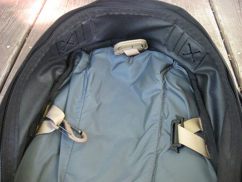 Camelbak Mil Tac HAWG backpack: internal compartment with three hang loops