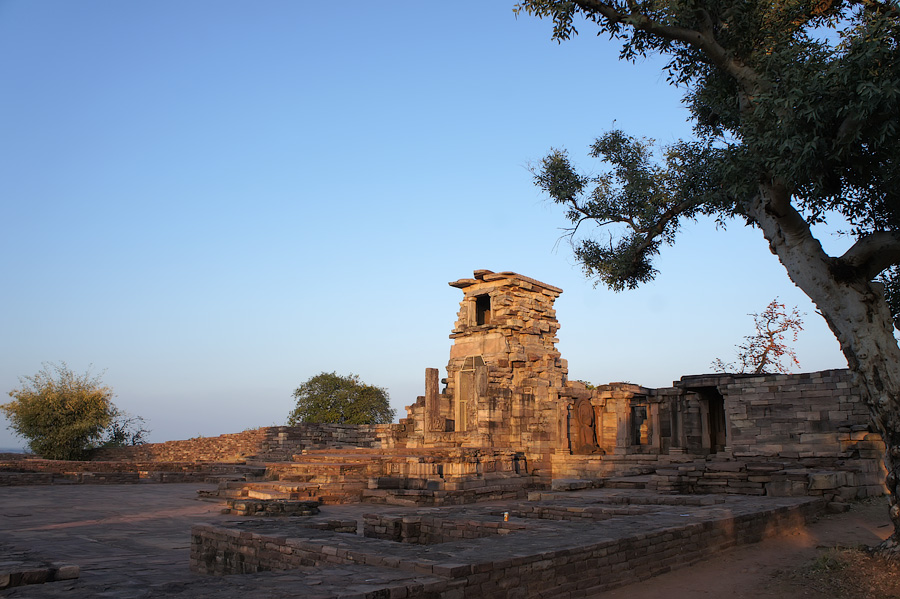 Буддийская ступа Санчи, Индия © Kartzon Dream - авторские путешествия, авторские туры в Индию, тревел видео, фототуры