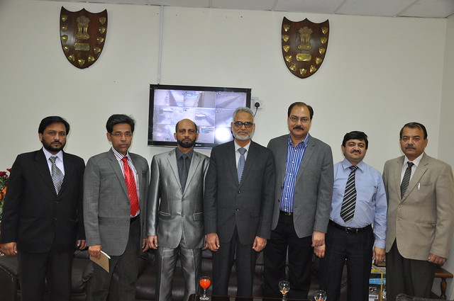 L-R: Zafar Bari, Abdul Naseeb Khan, Dr Shafee Sattar, Prinicpal Shaukat Parvez, Professor Zubair Meenai, Dr Dilshad Ahmed, Ghizal Mahdi.
