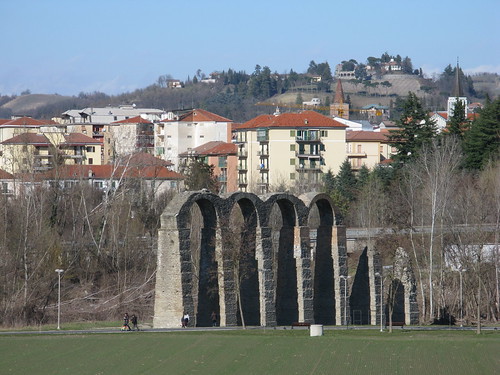 street urban italy buildings photography roman cities piemonte monuments aqueducts monferrato acqui acquiterme romanarcs