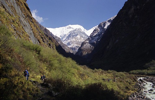 nepal mountain landscape asia scan alpine valley annapurna himalayas hiketrek