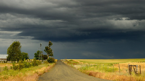storm clouds centraloregon rural slotlighting gordoncottrell