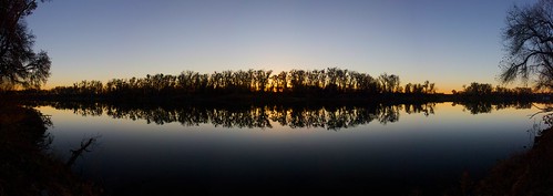 california blue trees winter sunset panorama usa tree nature water beautiful river landscape evening landscapes gorgeous calm serene sacramento sacramentoriver waterscape terrencemalick